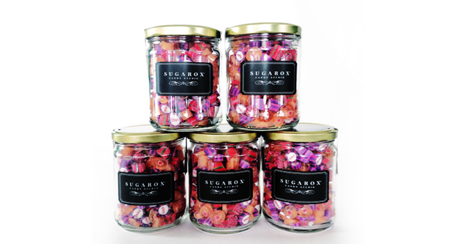 Personaliza con motivos llenos de amor los dulces que vas a regalar a tus amigas. Los m&aacute;s lindos son los de SUGAROX www.sugarox.com