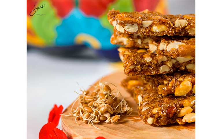 Palanqueta de brotes de trigo dulce y cacahuate