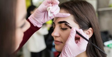 Planchado de cejas: cómo lograr un acabado bonito y seguro